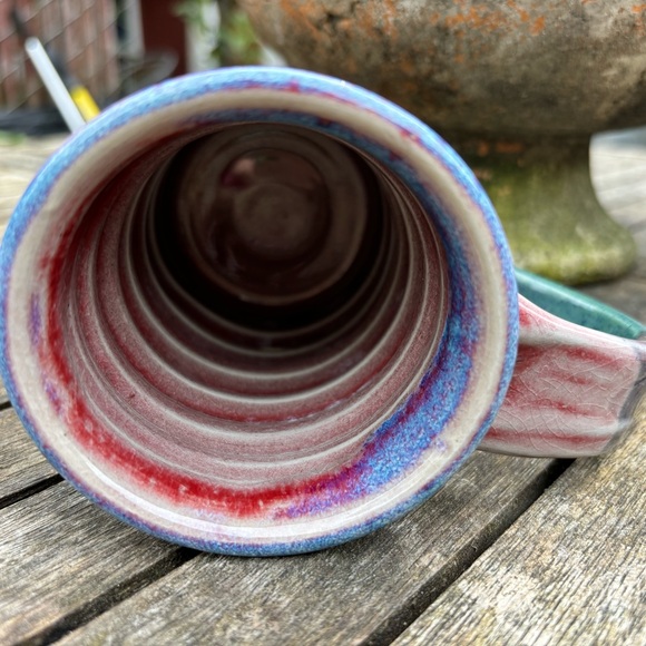Studio Pottery Coffee Mug With Extra Large Handle - Picture 4 of 6